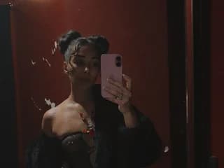 AphroditessKiss96 WebCAM 