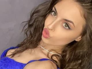 Lesa_is_More WebCAM 