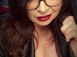WebCAM de MatureBustyMilf