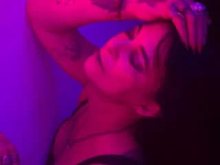 MistressMayRavyn WebCAM 