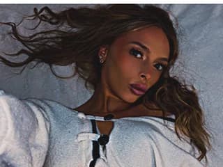 WebCAM of YaraYummyXO